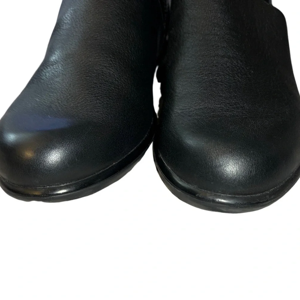 Naot Bayamo bootie, black leather size EU 37